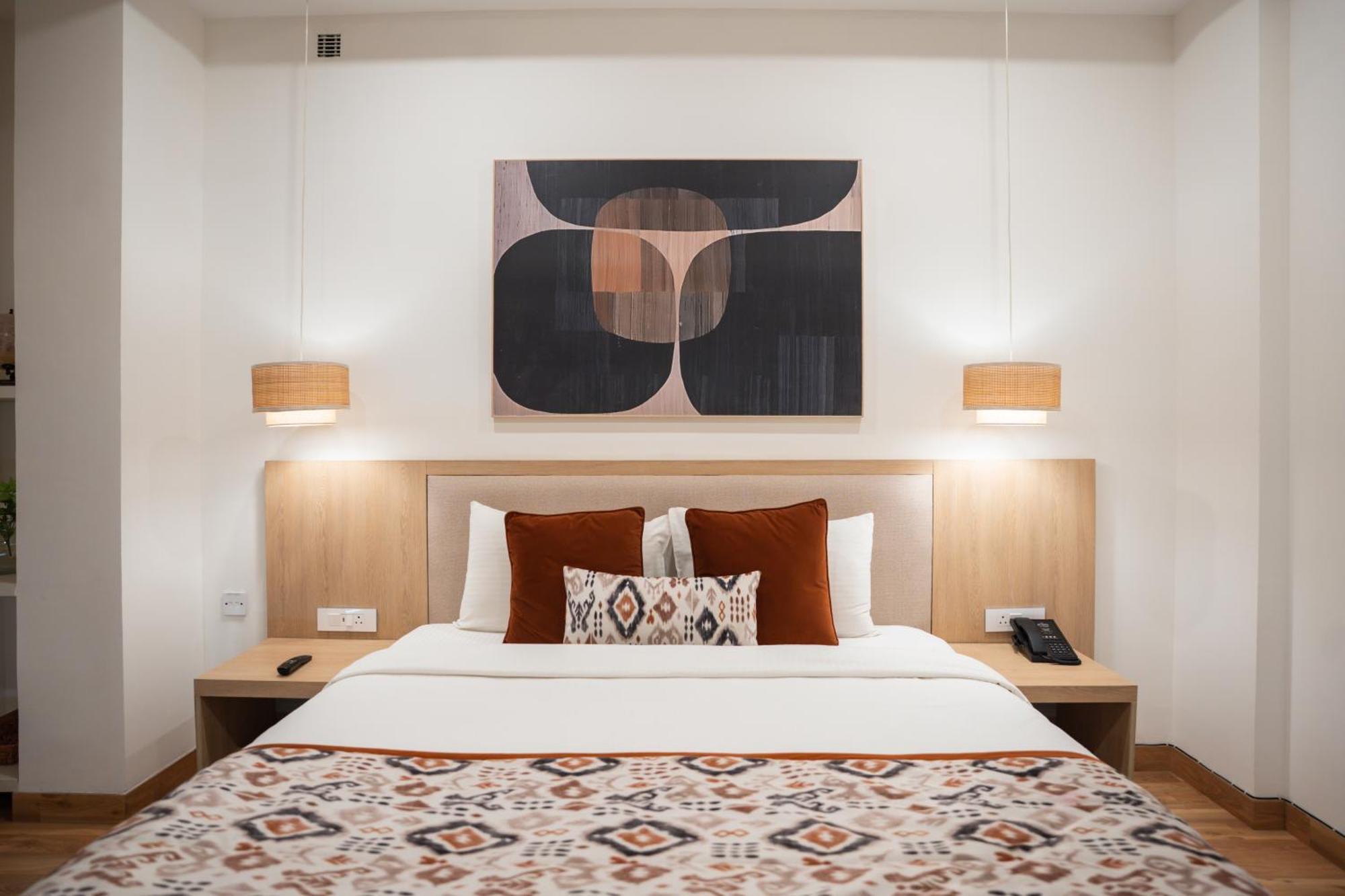 Ar Suites Klj Square Gurgáon Kültér fotó