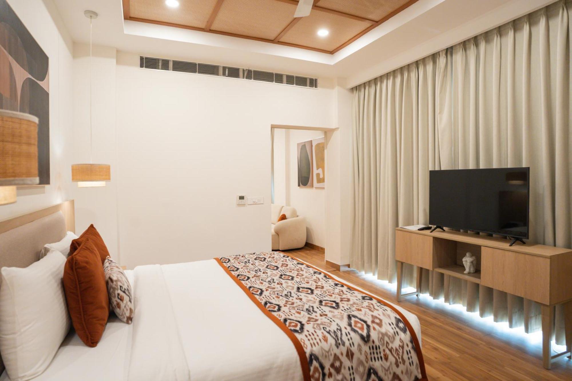 Ar Suites Klj Square Gurgáon Kültér fotó