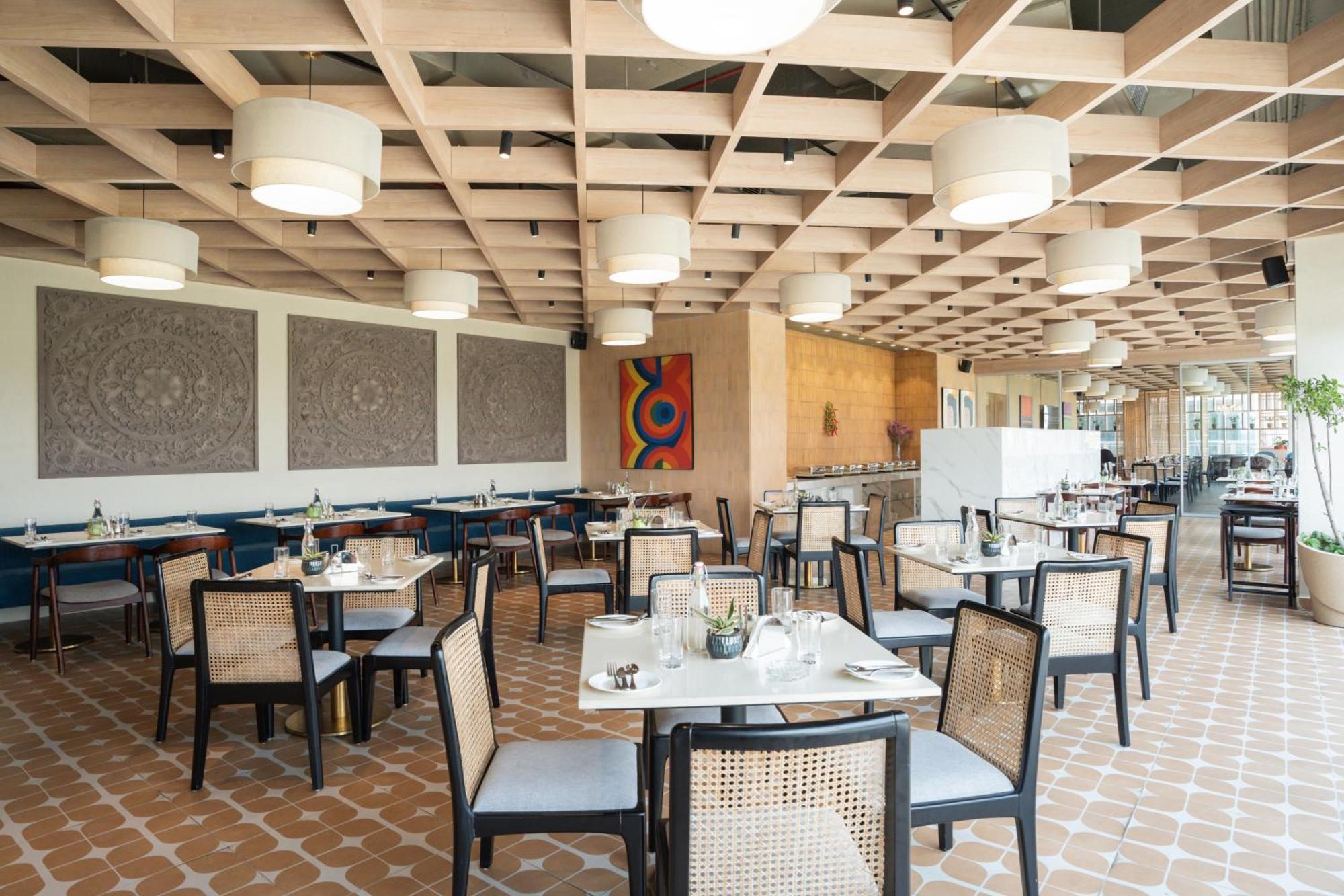 Ar Suites Klj Square Gurgáon Kültér fotó