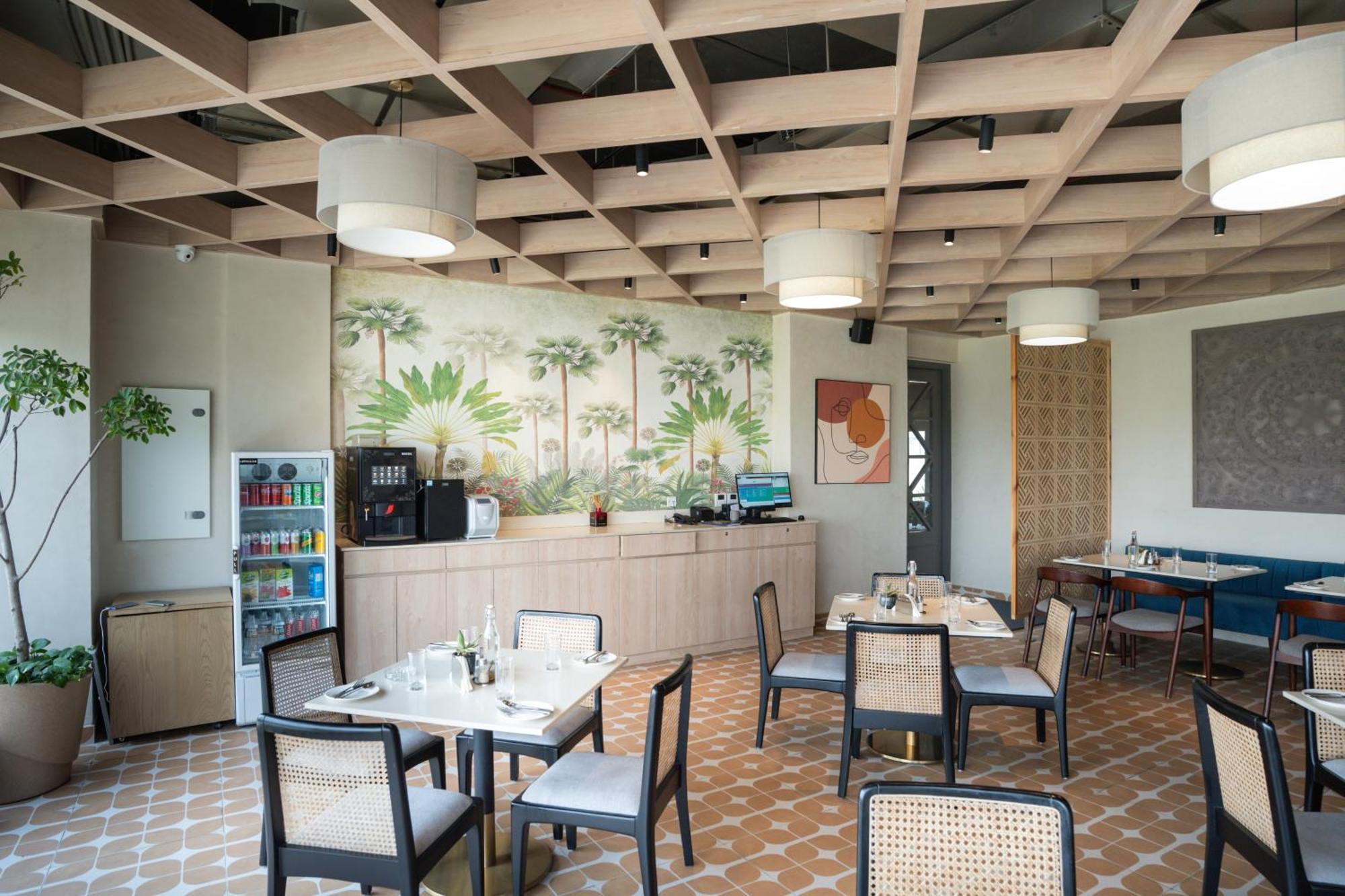 Ar Suites Klj Square Gurgáon Kültér fotó
